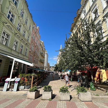 Apartment Dr. Becher Lux 60 M2 Karlovy Vary Exterior photo